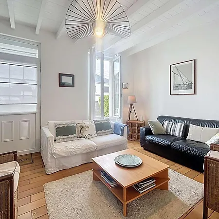 Au Calme Avec Jardin, Proche Et Commerces, Wifi Et Equipements Complets - Fr-1-361-117