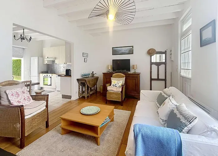 Au Calme Avec Jardin, Proche Et Commerces, Wifi Et Equipements Complets - Fr-1-361-117 度假居 *