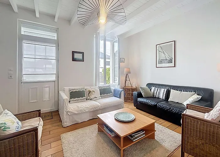 Au Calme Avec Jardin, Proche Et Commerces, Wifi Et Equipements Complets - Fr-1-361-117